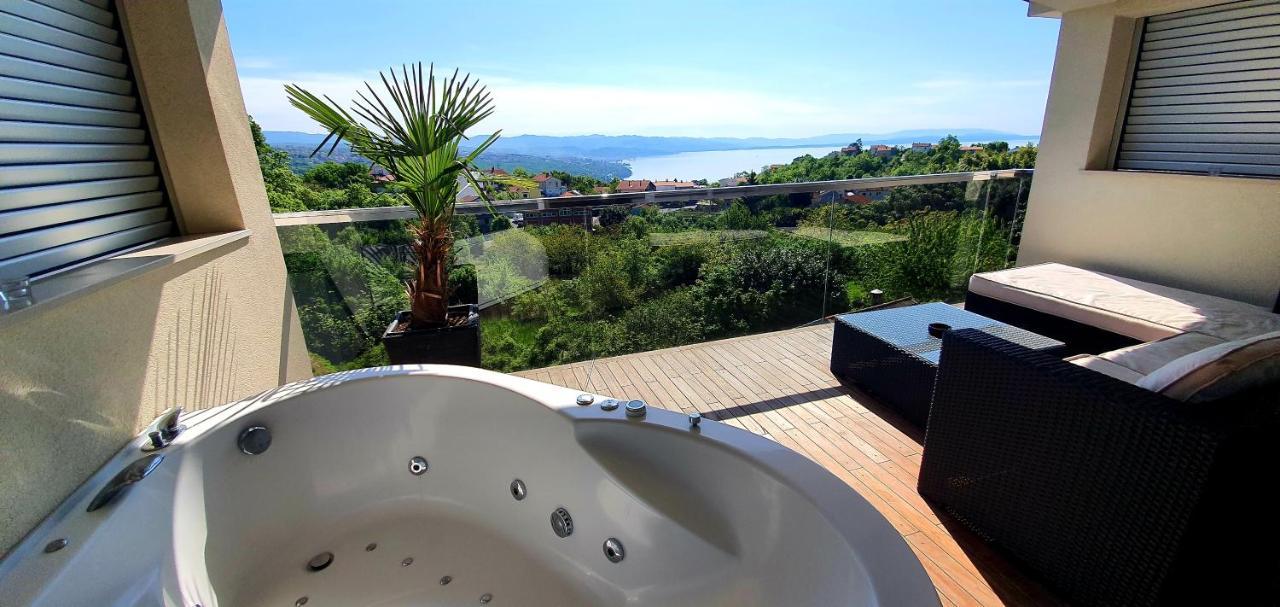 Jacuzzi Penthouse Apartment Matulji Exterior foto