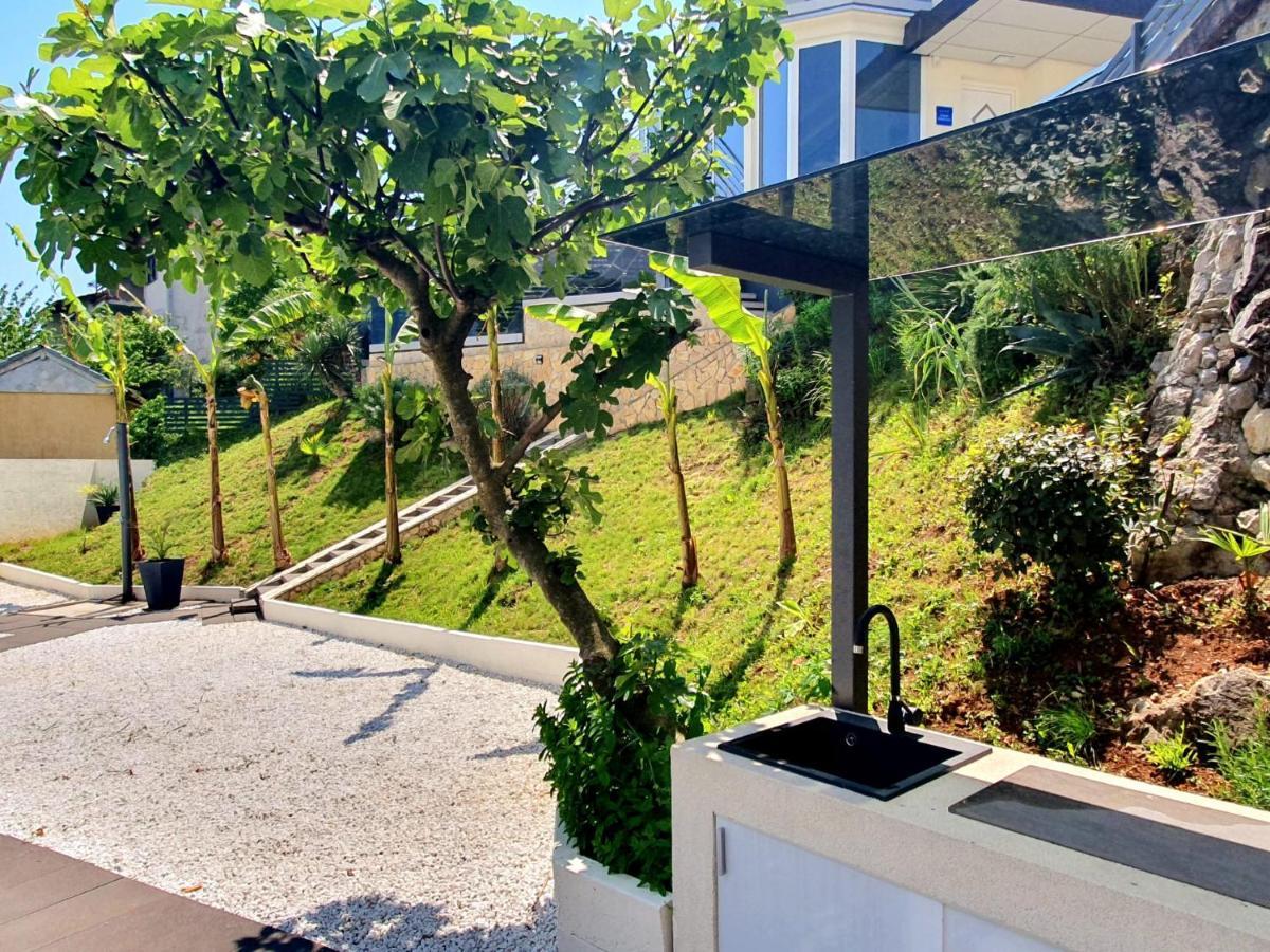 Jacuzzi Penthouse Apartment Matulji Exterior foto