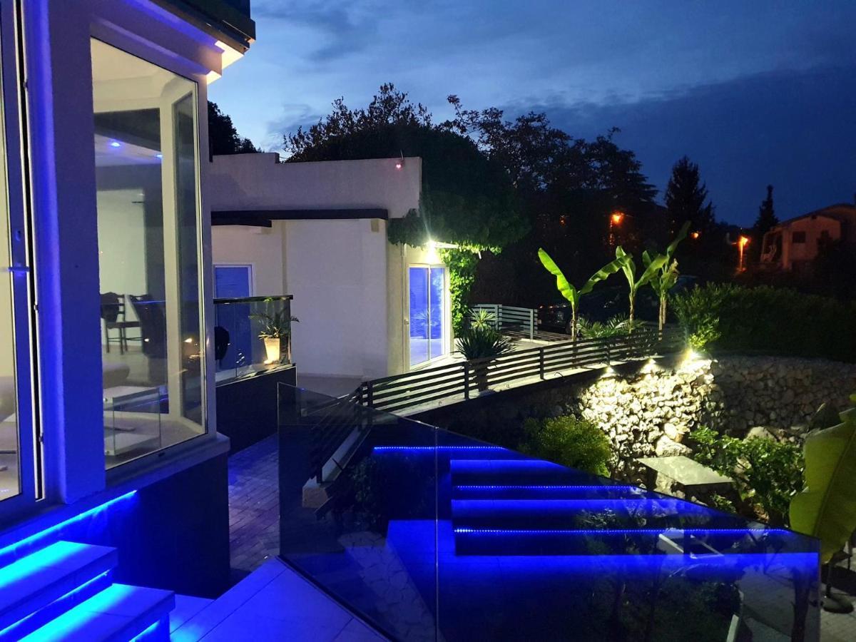Jacuzzi Penthouse Apartment Matulji Exterior foto
