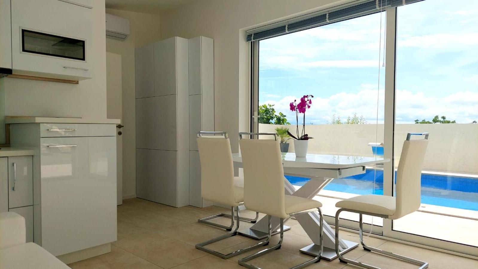 Jacuzzi Penthouse Apartment Matulji Exterior foto